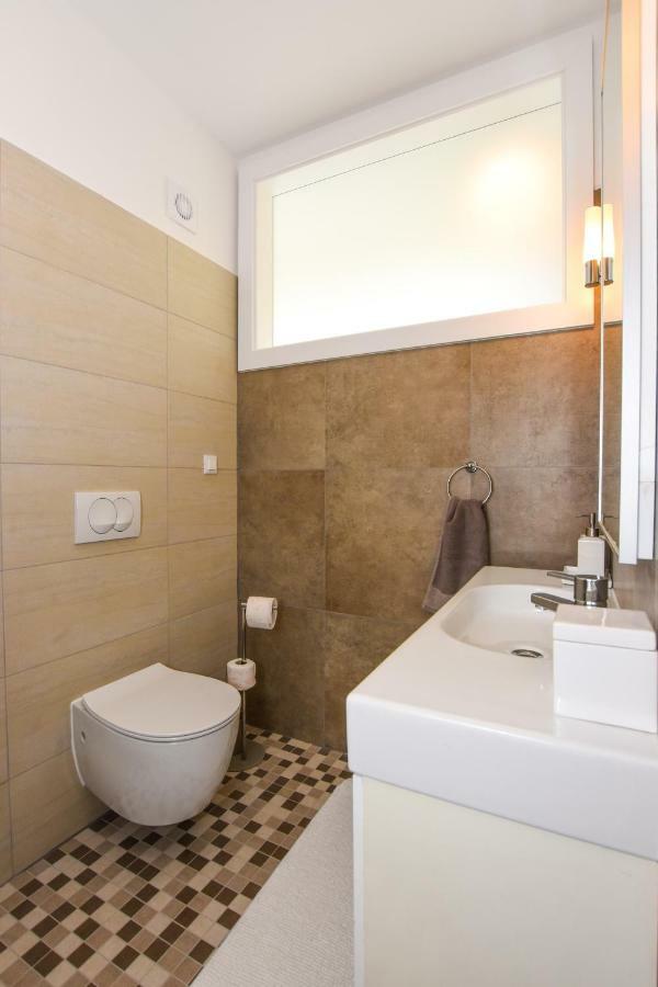 Apartment Laura Pag Town