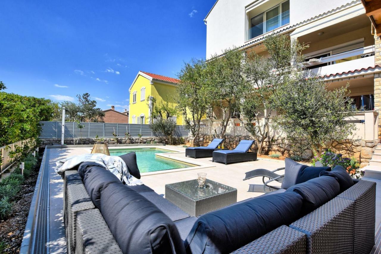 Laura Apartment Pag Town