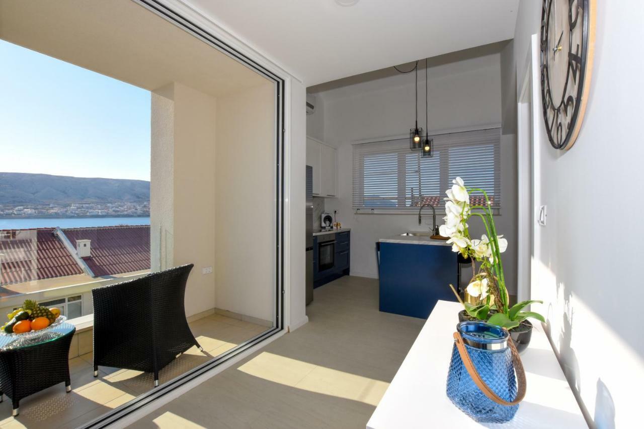 Apartment Laura Pag Town